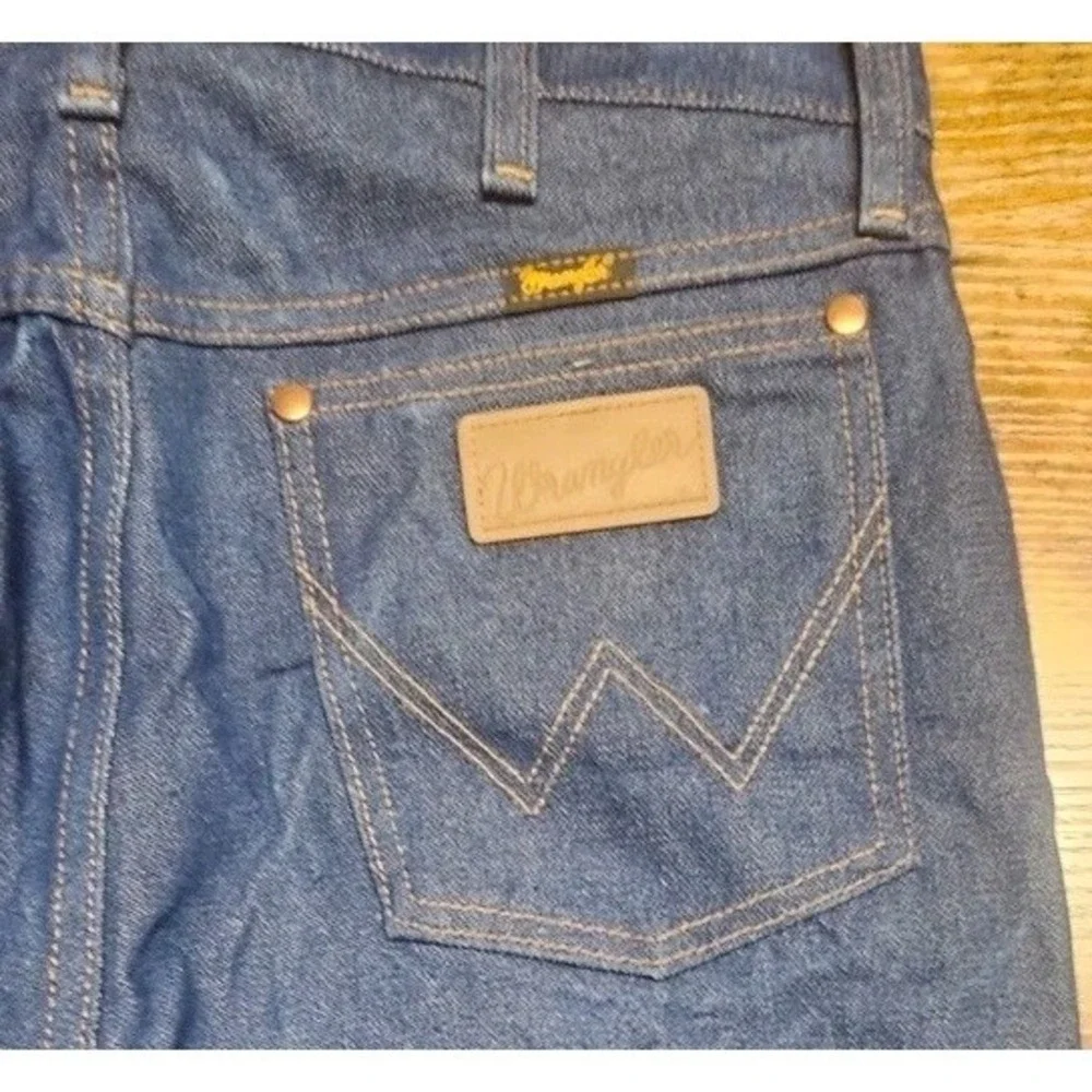 Wrangler round straight durable